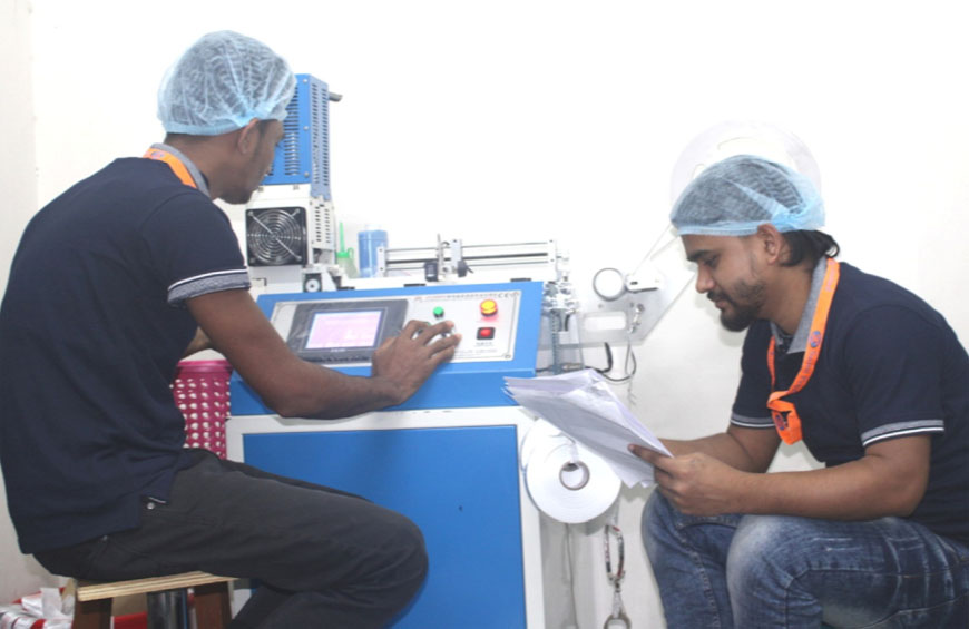 Label Cutting Machine